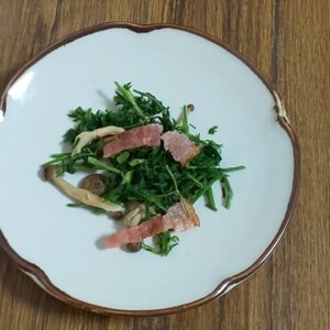 ある物野菜で簡単にᕷ舞茸とベーコンのソテーꕤ୭*